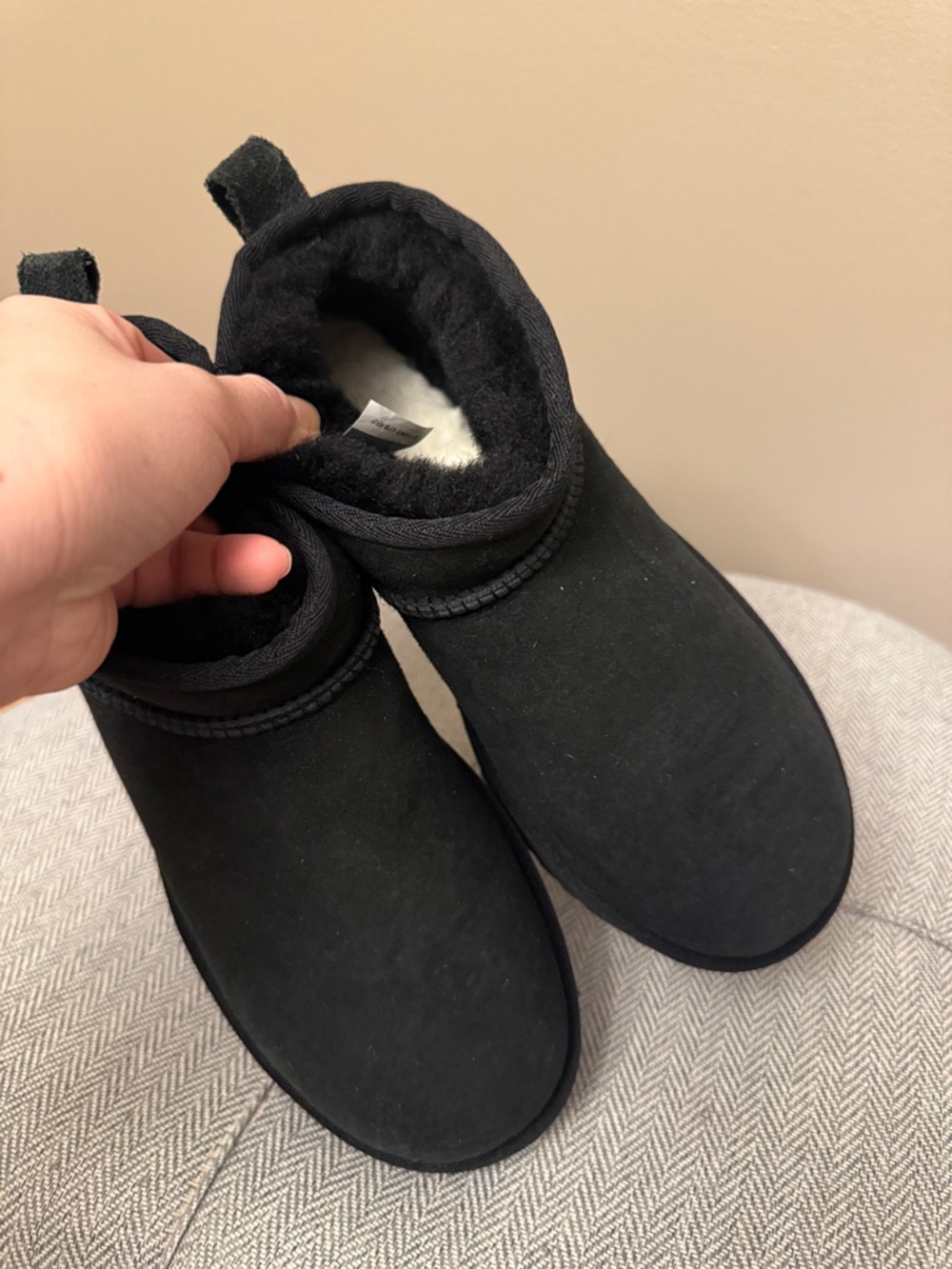 NEW UGG UGG Classic Ultra Mini - Picture 5 of 7
